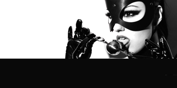 Meesteressen & Slavegirls reserveren
